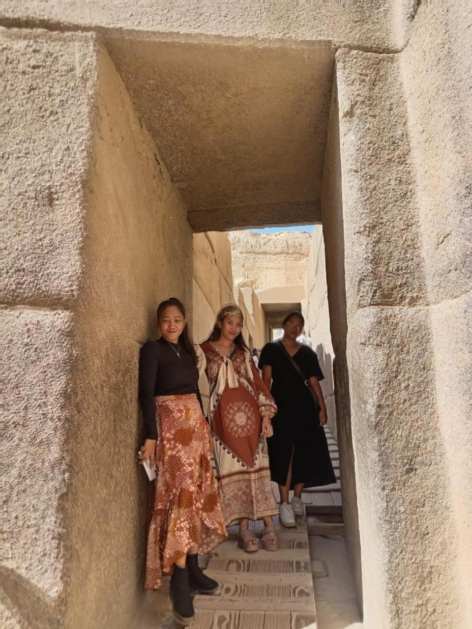 Rixsos Pyramids Inn Nazlet el-Sisi ภายนอก รูปภาพ
